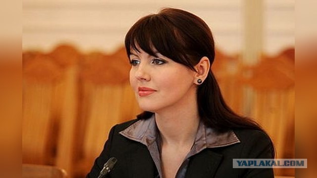 Daily Mail:Министр-супермодель призывает