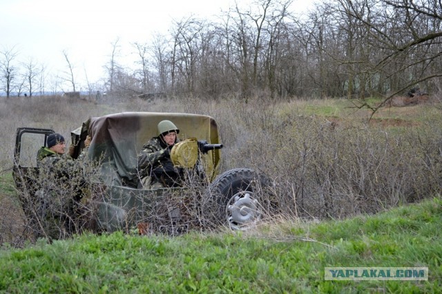Спецназ Авакова атакуэ...