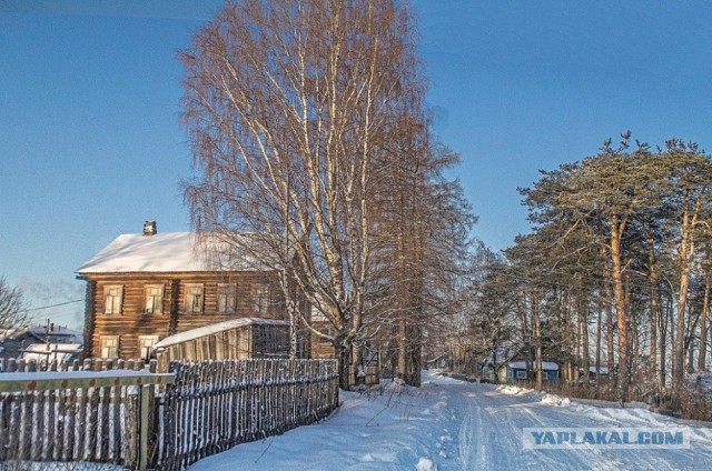 Городок наш небольшой, он с прекрасною душой...