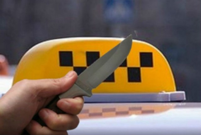 В Москве вооруженный ножом таксист попытался изнасиловать студентку