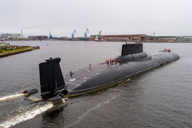 Самая дорогая яхта в мире и самая роскошная подводная лодка одновременно ищут своего покупателя