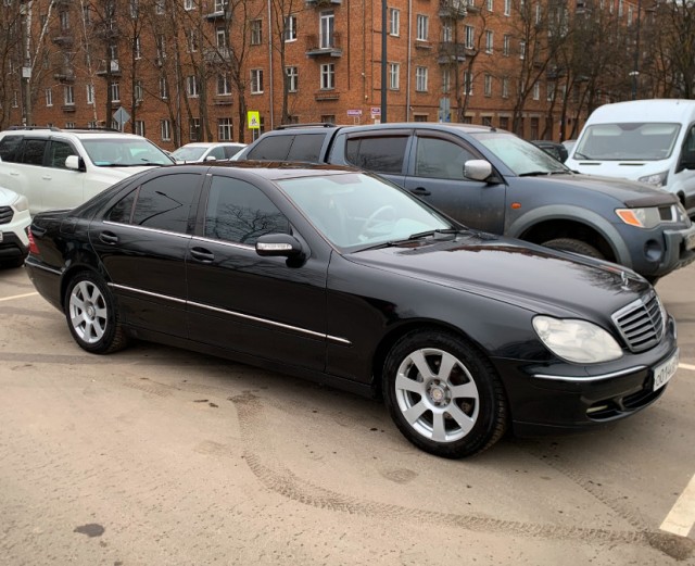 Новая игрушка (Mercedes S202)