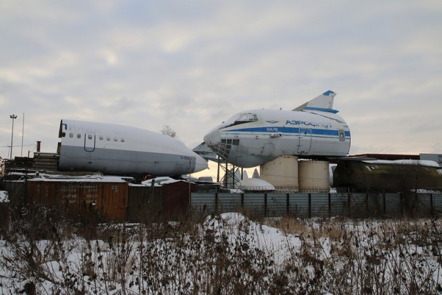 Дарите детям самолёты!