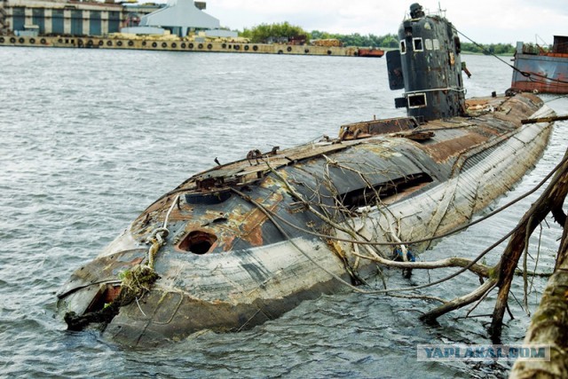 Подводная лодка в степях Украины