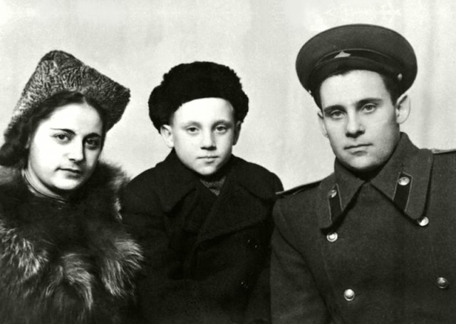 Знаменитости в кругу семьи.