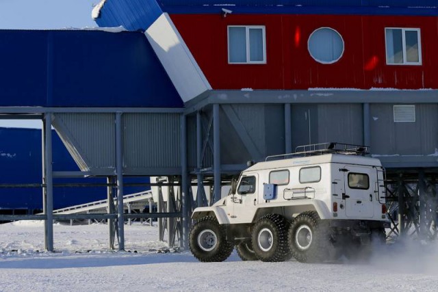 Арктика. Самая северная база ПВО РФ «Арктический трилистник» достигла полной автономности