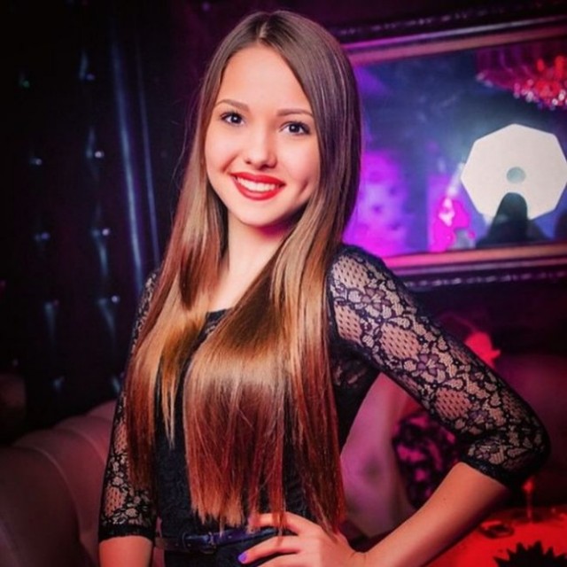 Фото симпатичных девушек из социальных сетей