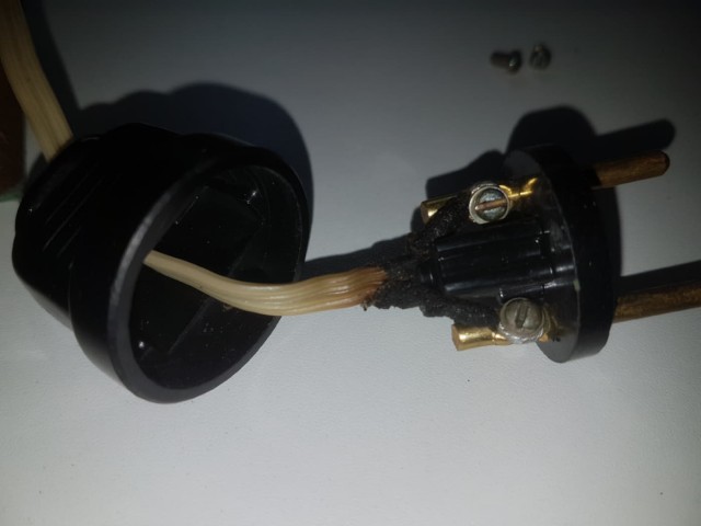 Электрические вилки СССР и позже