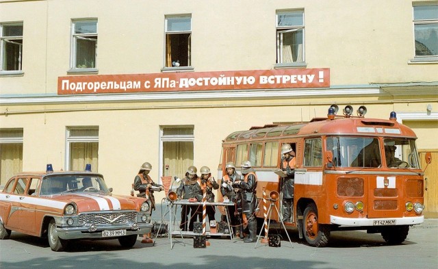 Фотохроника "загнивающего совка". Часть 12