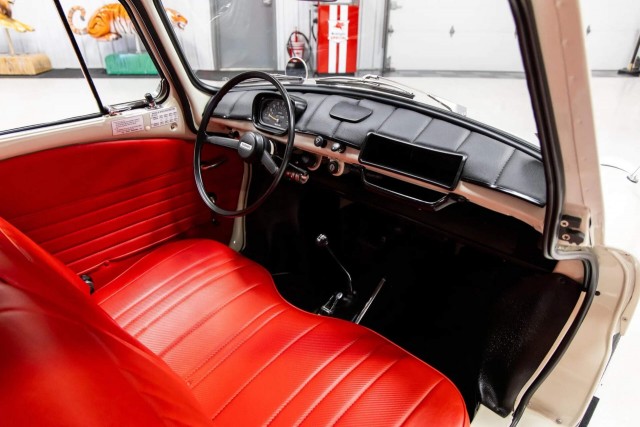 1969 Subaru 360 Super Deluxe. Автопятница №160.