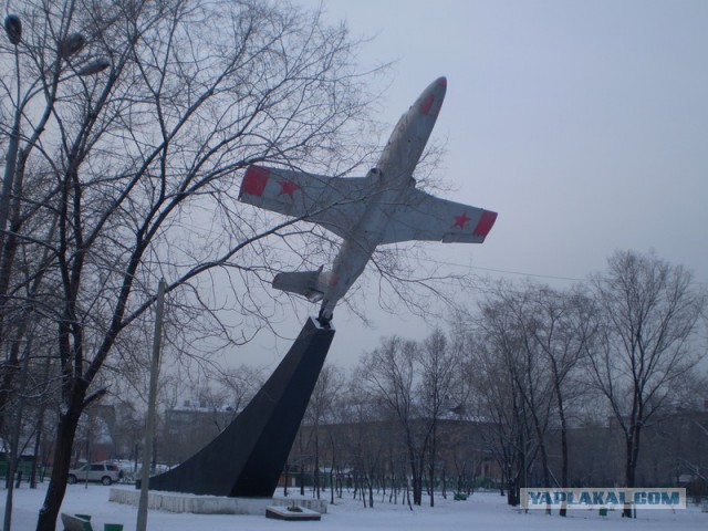 20 самых интересных авиапамятников