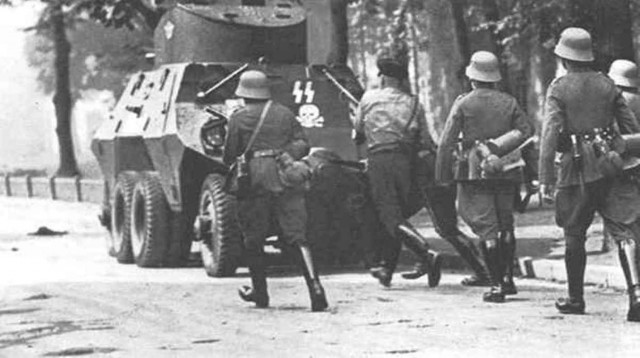 Восьмиколесник Sd.Kfz. 231 8-Rad.
