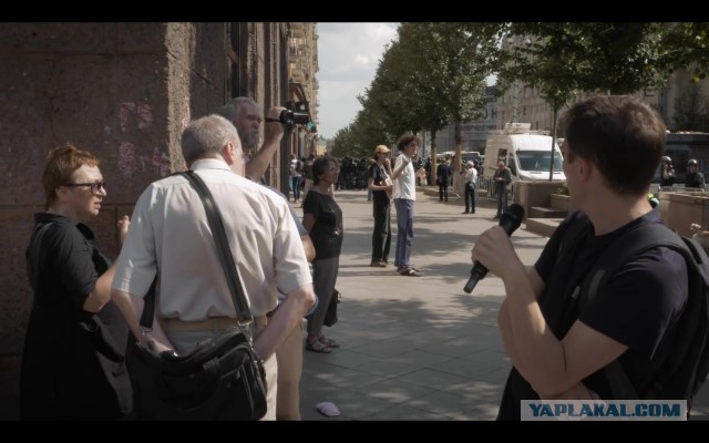 Стыдно стоять в стороне