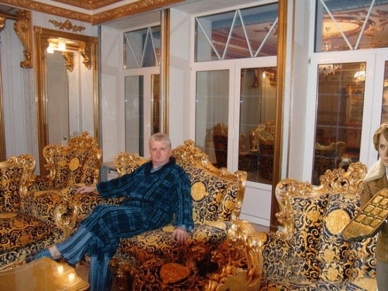 Битва фотожаберов (команда №1), Ночь в музее