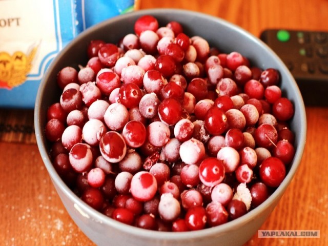 Пирог с клюквой.