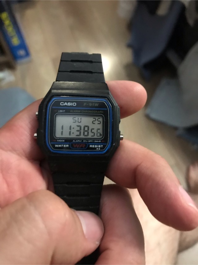 Почему за ношение японских часов Casio F-91W в США можно быть арестованным?