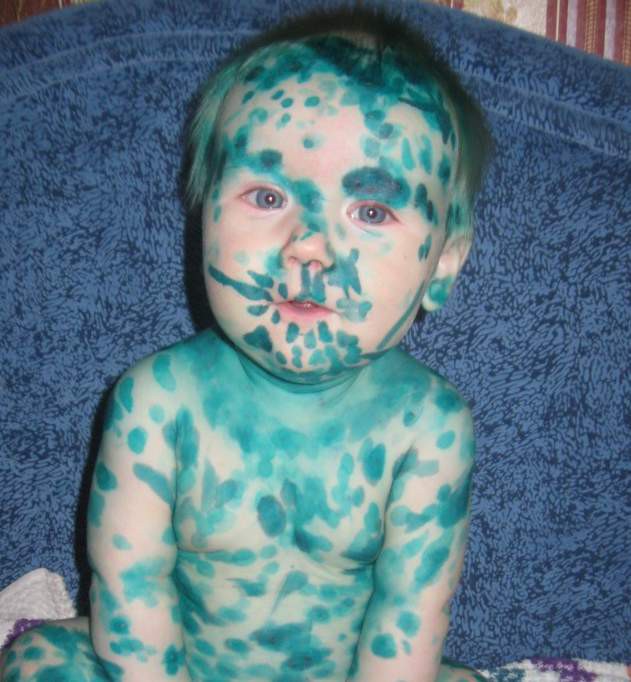 Проще было бы валиком закатать