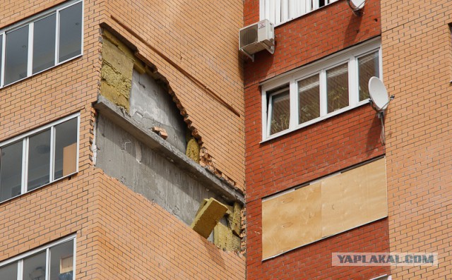 В Тверской области рушится свежепостроенный дом