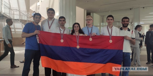 Российские школьники получили пять золотых медалей на международной олимпиаде по физике в Японии