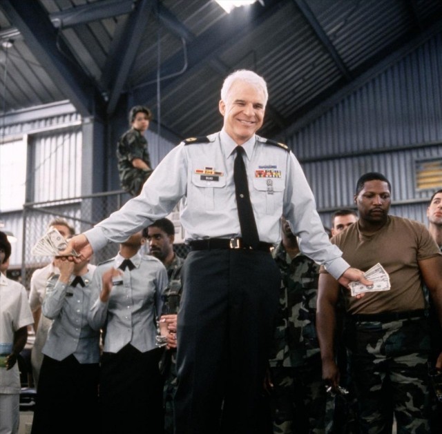 Как американские женщины-военнослужащие устроили настоящий пyбличный дом на базе Форт-Худ?