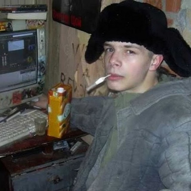 Кто что делает когда нажрется ?