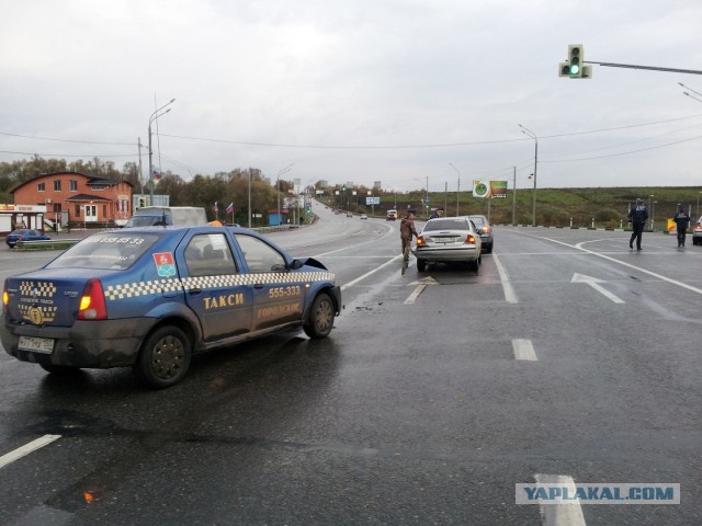 Аж яйца вспотели...