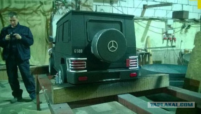 Мангал в форме Mercedes Gelandewagen