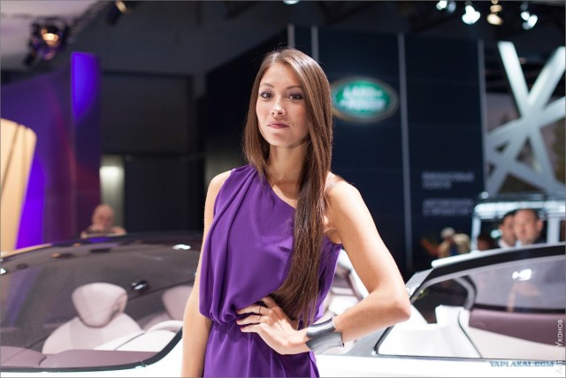 Девушки на ММАС 2012