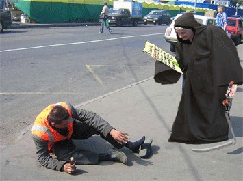 Фотожаба: Бабка и алкаш