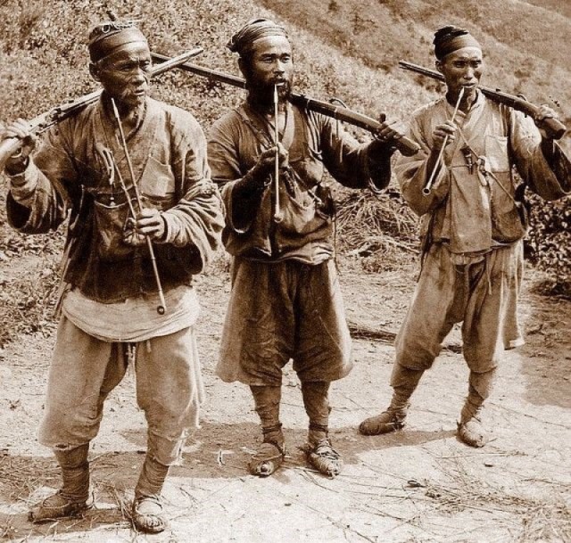 История в фотографиях