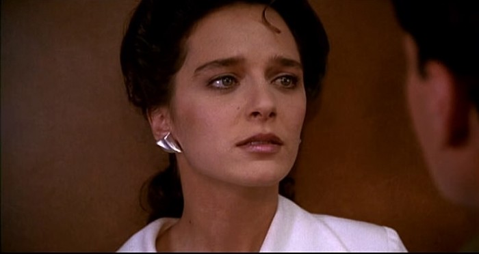 20 самых сексапильно одетых киногероинь