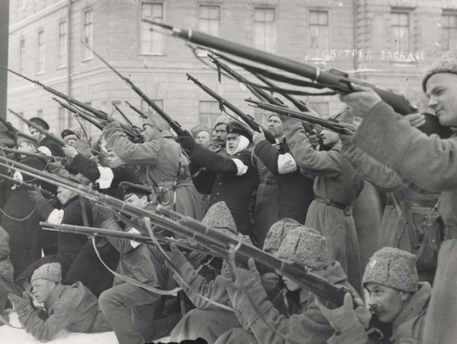 История России в фотографиях. Революция