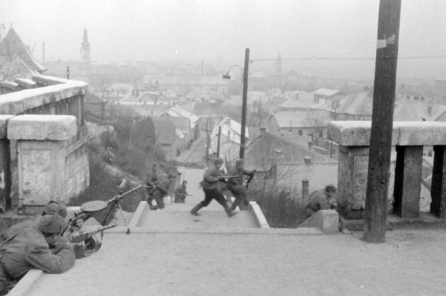 Взятие Будапешта 13 февраля 1945 года.