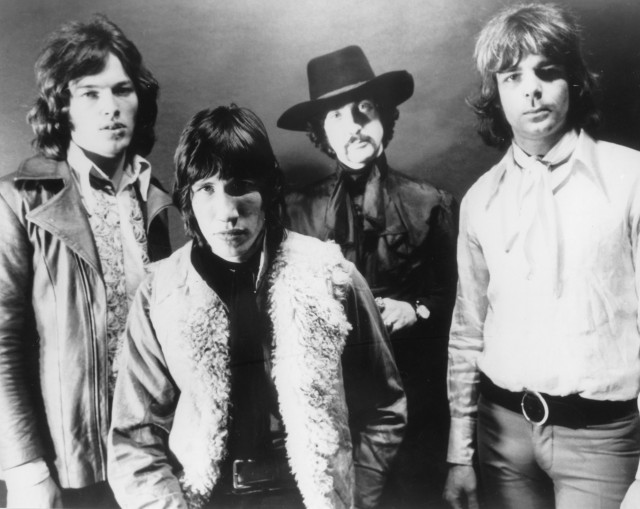 Голос и гитара Pink Floyd: Дэвид Гилмор отмечает 75-летие