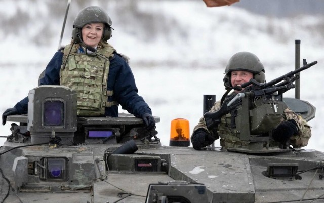 ❗️БПЛА прилетел в штаб Черноморского Флота в Севастополе
