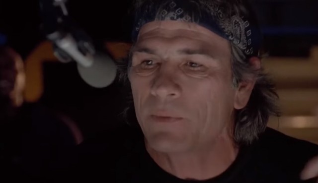 Как снимали фильм "В осаде": 22 интересных факта о фильме, о которых многие не знают