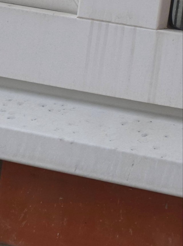 Пермь накрыло густым чёрным дымом — местные делятся жуткими кадрами