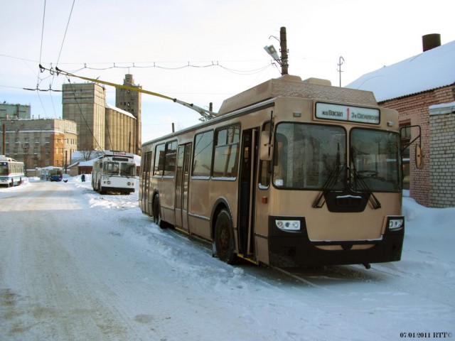 Игра на ЯПе: Угадай АВТО-8