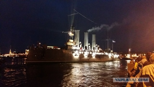 "Аврора" вернулась в Петербург