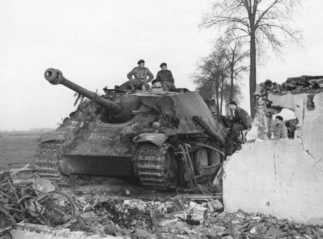 СУ-100 или Jagdpanther: лучшая противотанковая САУ Второй мировой?