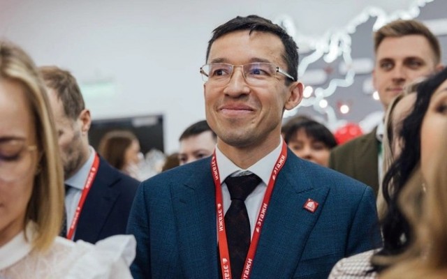 Ничего не празднуйте и экономьте деньги. Тюменский миллиардер дал советы застройщикам