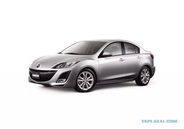 Новая Mazda 3 (3 фото)