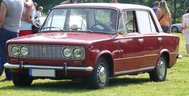 10 советских автомобилей, которые сложно отличить от иностранных моделей