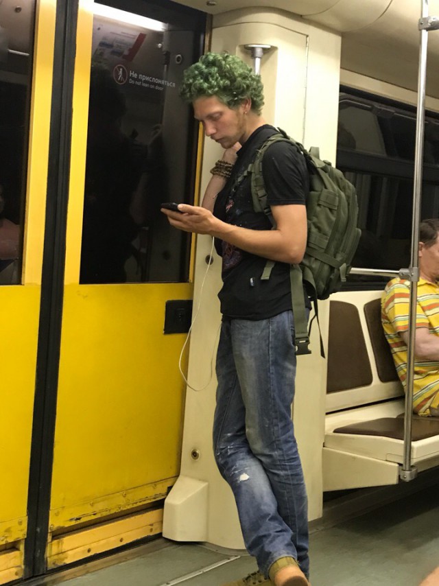 Модники, которые могут встретиться в метро