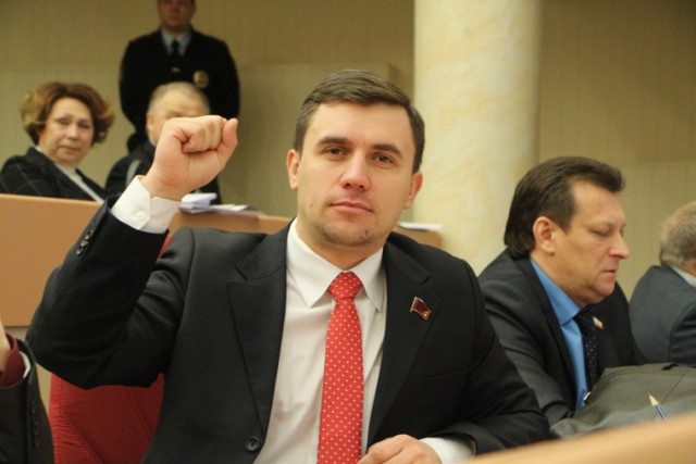 Депутат сел на «министерскую диету» за 3,5 тысячи рублей. Месяц на «макарошках» — это непросто
