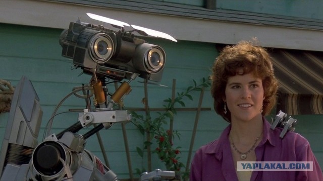 Каких киноРоботов из эпохи VHS вы помните?