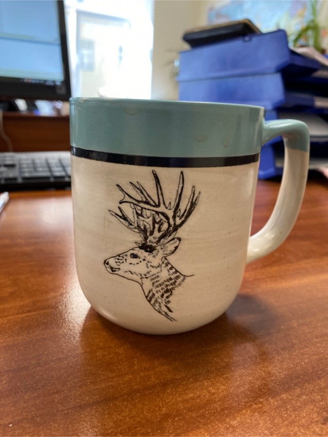 А из какой кружки вы пьёте на работе?