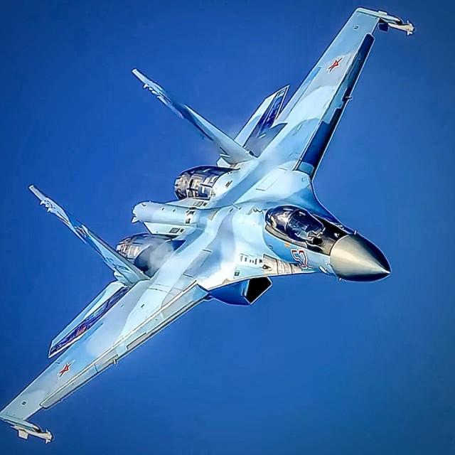 Иран получил от России первые истребители Су-35