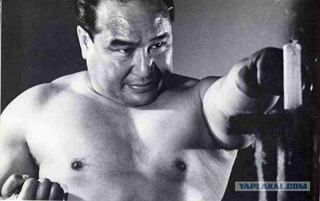 Масутацу Ояма. Основатель каратэ Киокушинкай