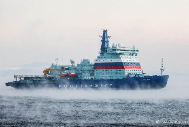 Какой же он красивый